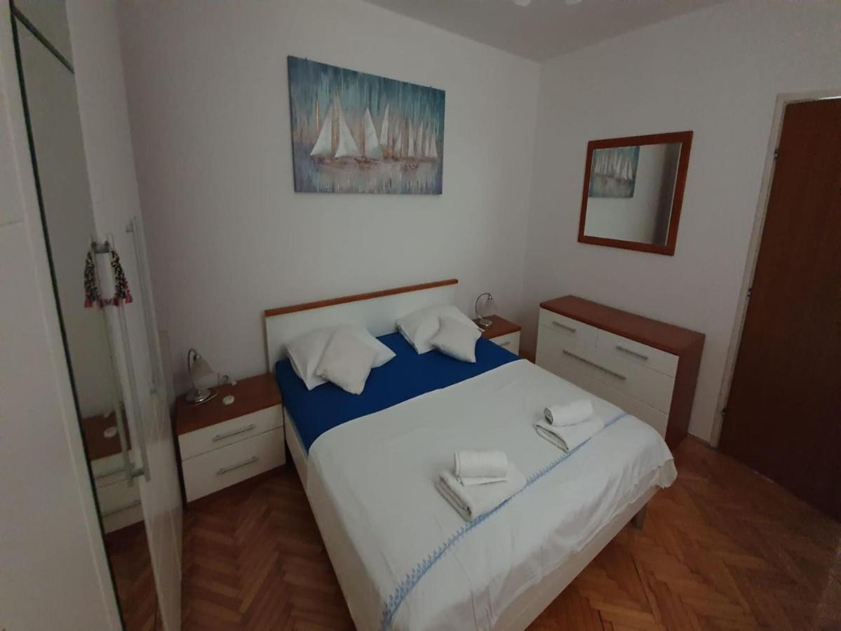 Apartment Miro คาชเตลา ภายนอก รูปภาพ